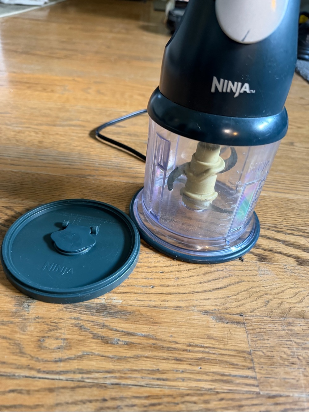 Ninja Electric Food Chopper Mini Prep Processor Countertop Chopper w/ Lid